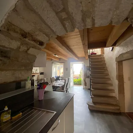 Maison De Caractere Au Coeur Des Grands Causses Vakantiehuis