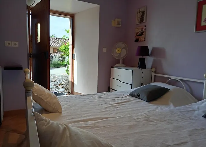 Maison De Caractere Au Coeur Des Grands Causses